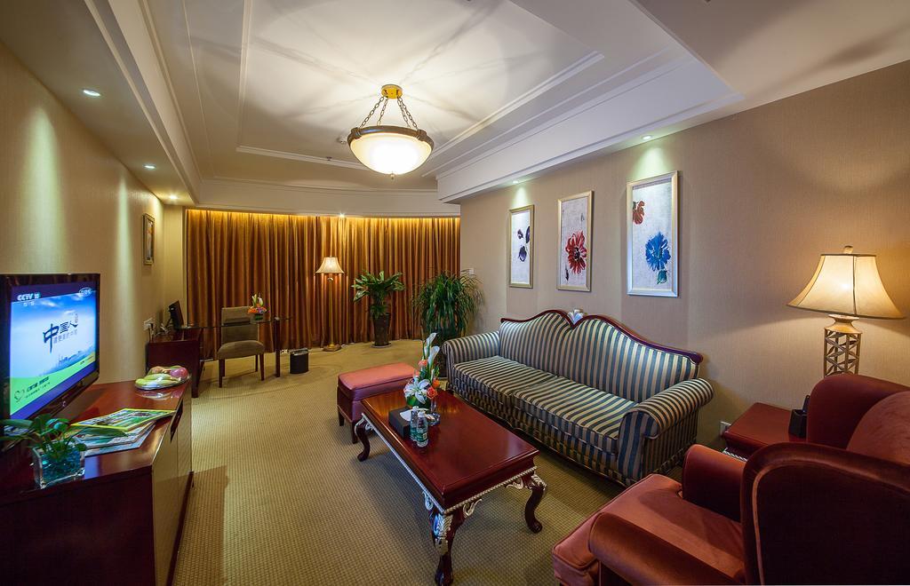 Forstar Hotel - North Renmin Road Çengdu Dış mekan fotoğraf